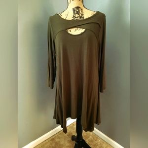 😊Sunny Leigh tunic